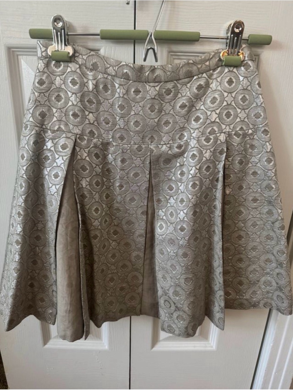 Alice + Olivia Silver Brocade A-Line Skirt